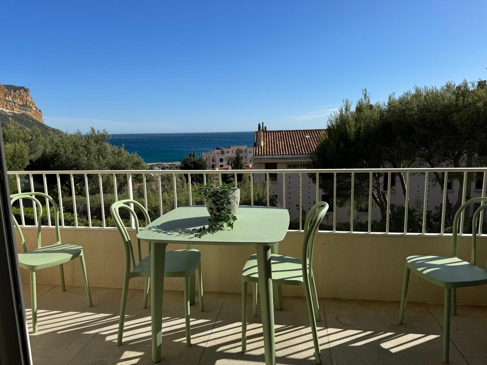 Le Balcon De La Rade Apartment Каси Екстериор снимка